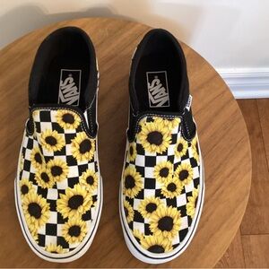 Vans Classic Asher Sunflower Checkered Slip-On Sneakers( size 7.5)